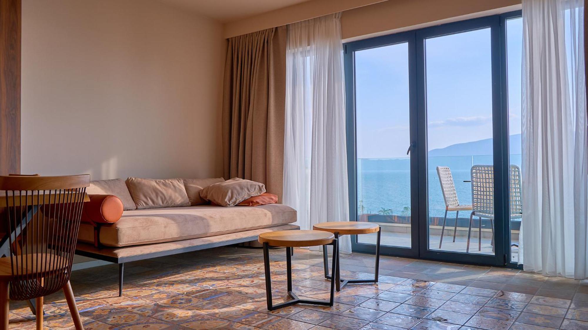 Azar Luxury Suites Vlorë Exterior foto